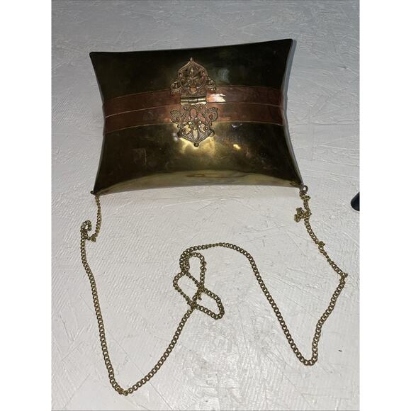 1930s Brass Pillow‎ Purse – Velvet Trim Vintage Art Deco Evening Bag - Picture 6 of 6